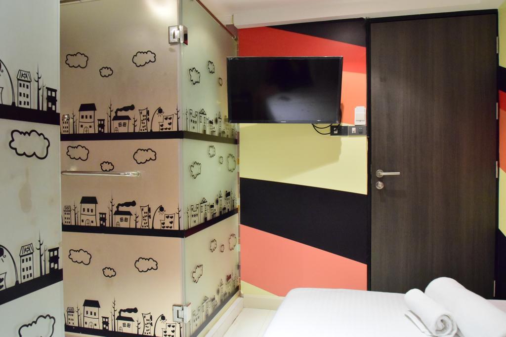 Double Five Hostel Bangkok Bagian luar foto